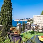St. Jacob Old Town & Sea View