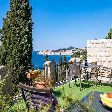 St. Jacob Old Town & Sea View