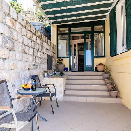 St. Jacob Old Town & Sea View