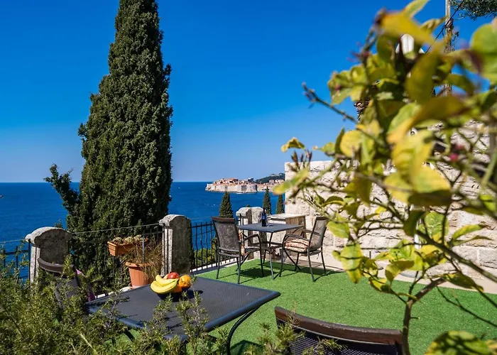 St. Jacob Old Town & Sea View *