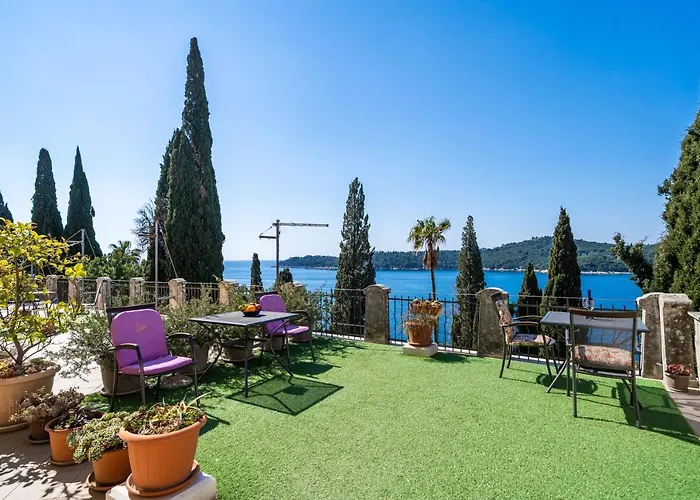 St. Jacob Old Town & Sea View