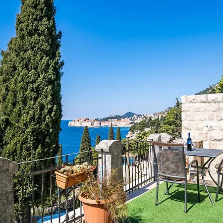 Apartment St. Jacob Old Town & Sea View *